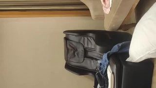 新疆旅游攻略几月份去合适妻子出门穿的太风骚被保安大叔拉到树林操了