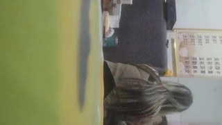 酒店约炮大奶人妻，口活展示。